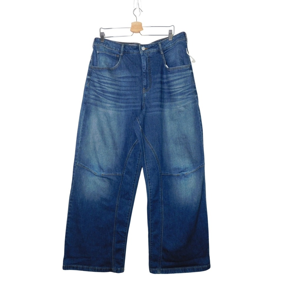 Pilcro Anthropologie Barrel Seamed Jeans Medium Wash Blue Size 32 NWT